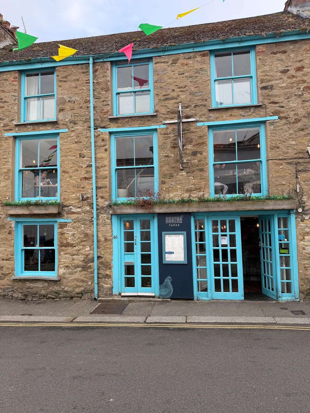 Bodega 18 Falmouth photo (photo 3 of 3)