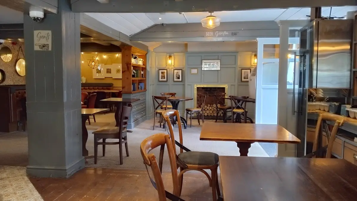 Six Bells — Bars in Oxford