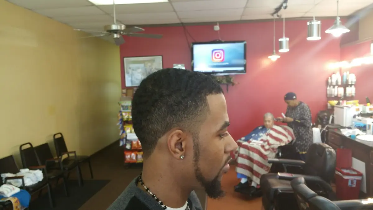 Big Daddy's Barber Shop photo (photo 1 of 3)