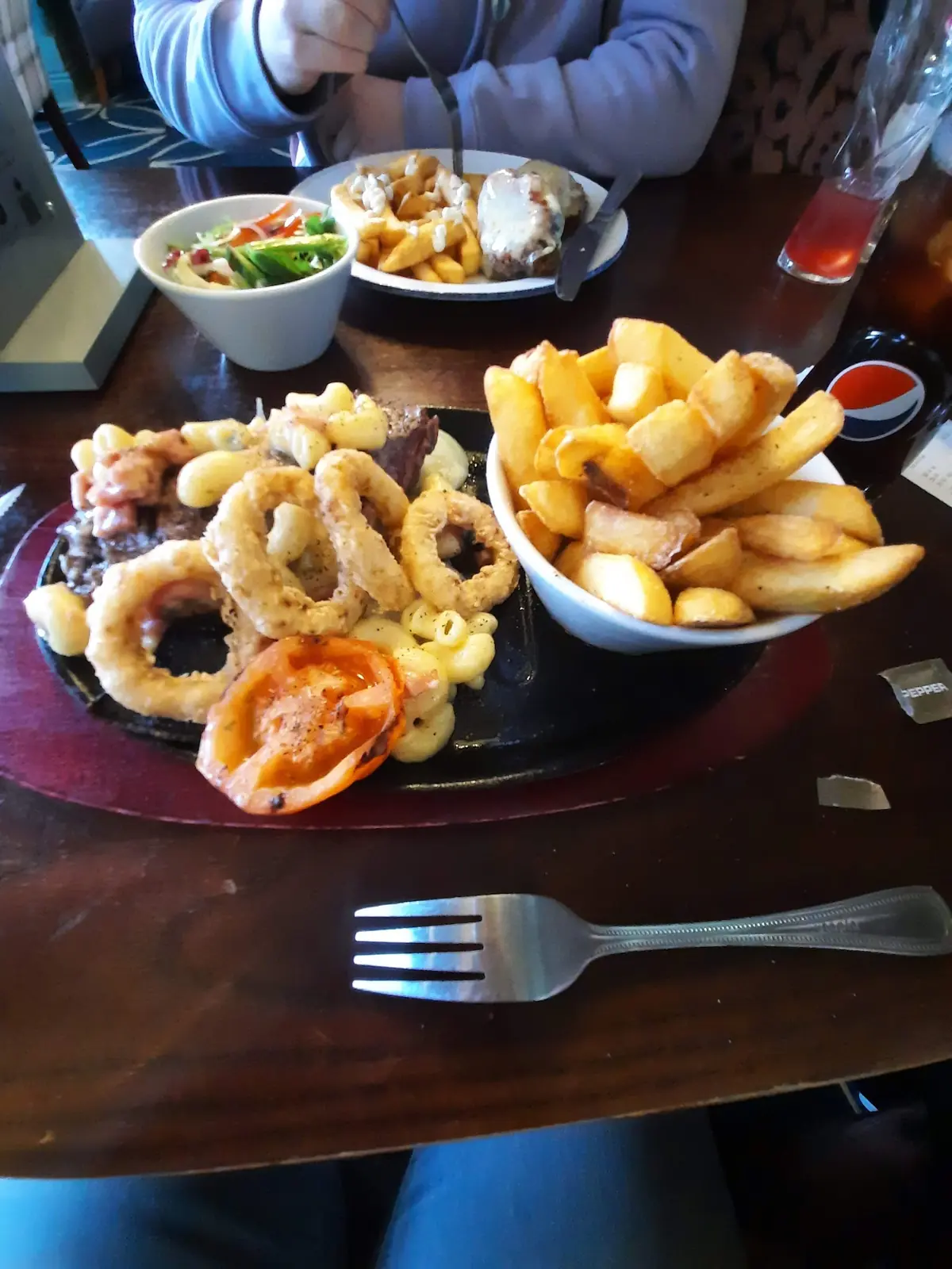 Sizzling Pub & Grill — Bar And Grill in Coventry