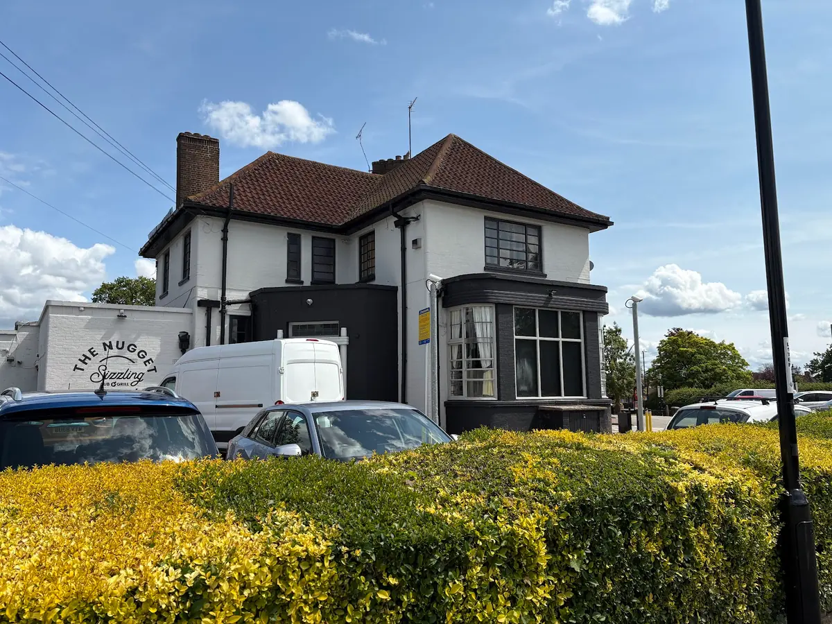 Sizzling Pub & Grill photo (photo 1 of 3)