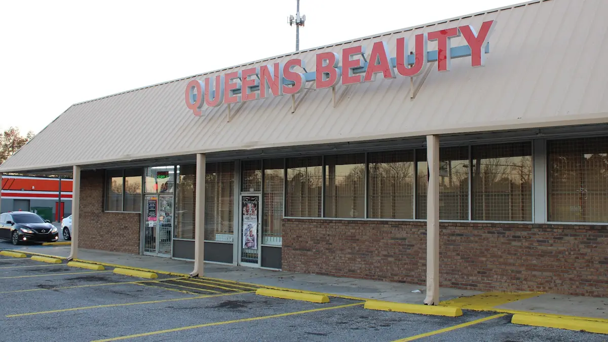 Queen's Beauty Supply photo (photo 2 of 3)