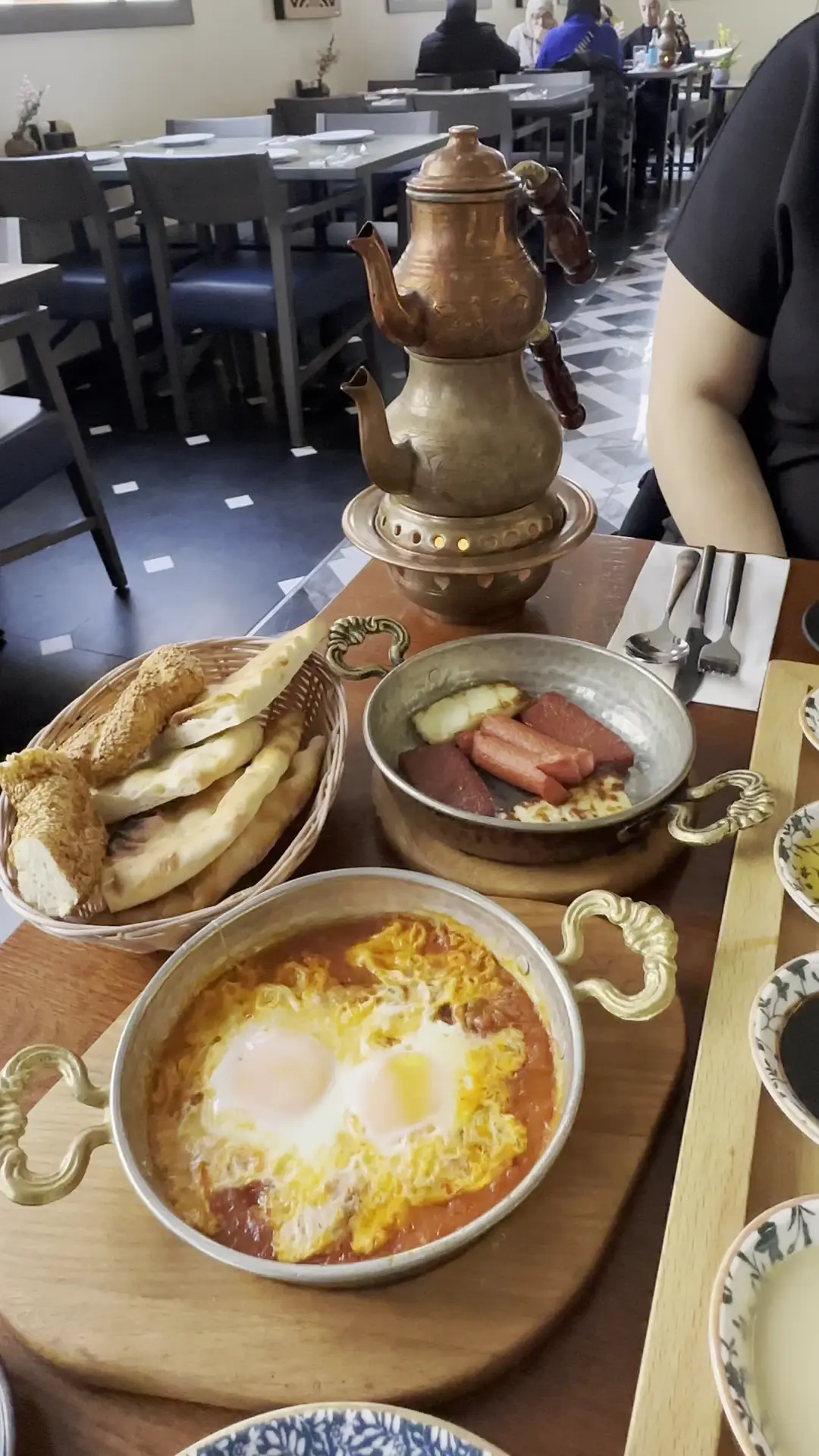 Bursa Restaurant photo (photo 1 of 3)