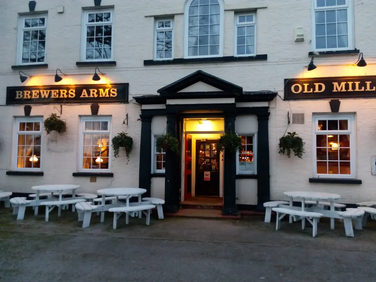 Kings Head - Pollington photo (photo 1 of 3)