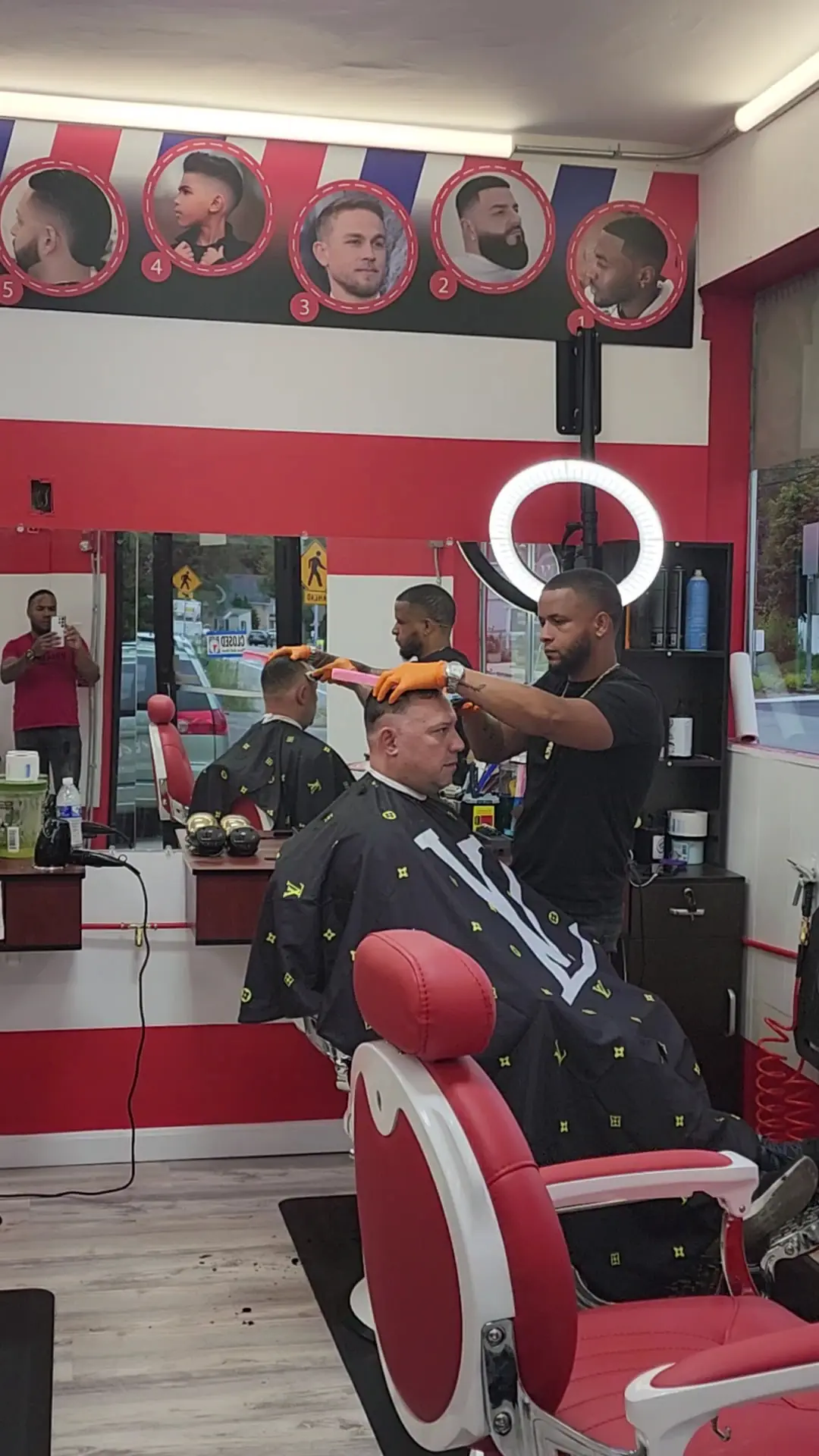 Roy's — Barbershops in Holbrook