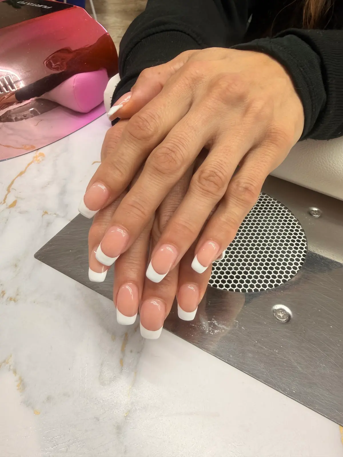 Diva's Lashes & Nail Salon photo (photo 1 of 3)