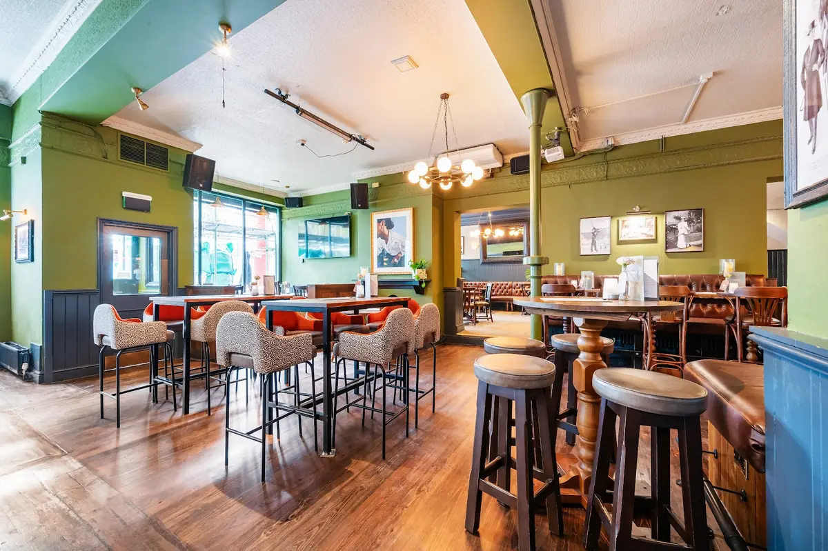 Harry Cook Freehouse photo (photo 1 of 3)