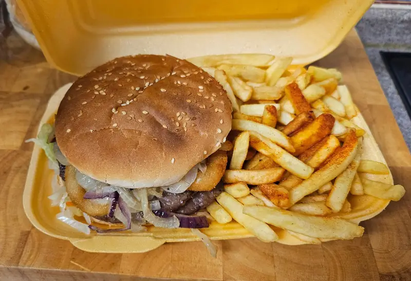 GOLDEN GRILL KIVETON photo (photo 3 of 3)