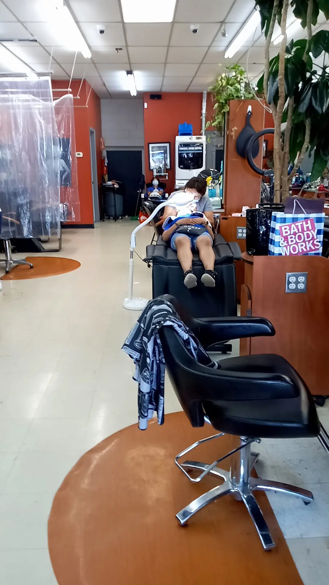 Avandaro Beauty Salon — Beauty Salons in Minneapolis
