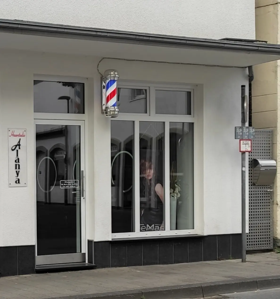 Haarstudio Alanya — Hair Salons in Soest