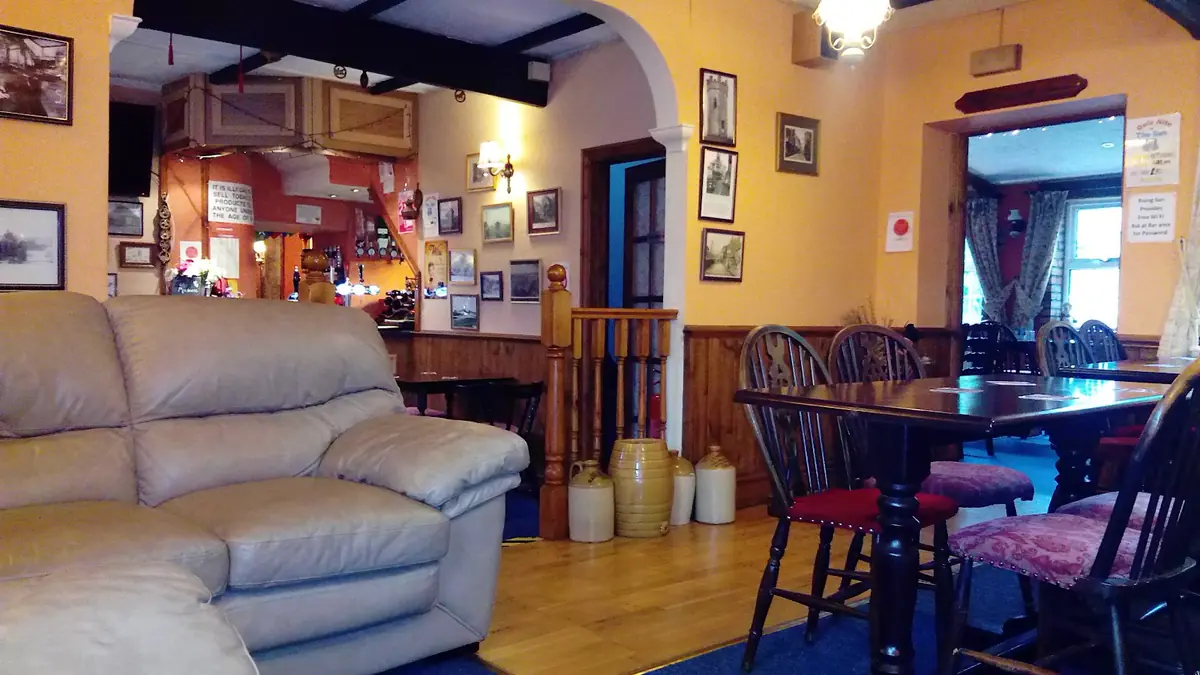 The Rising Sun Inn photo (photo 3 of 3)