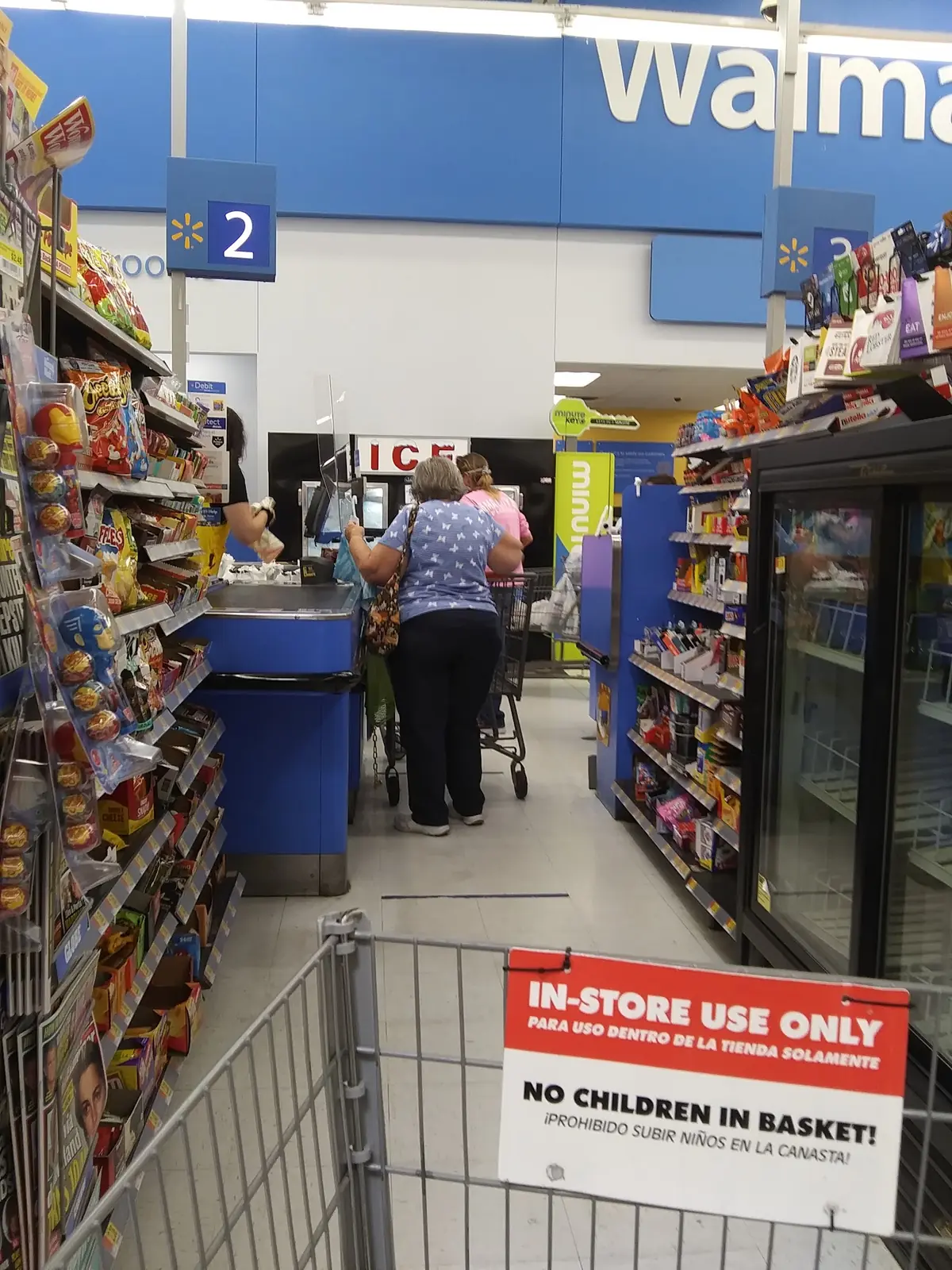 Sussex Plaza Shopping Center photo (photo 1 of 3)
