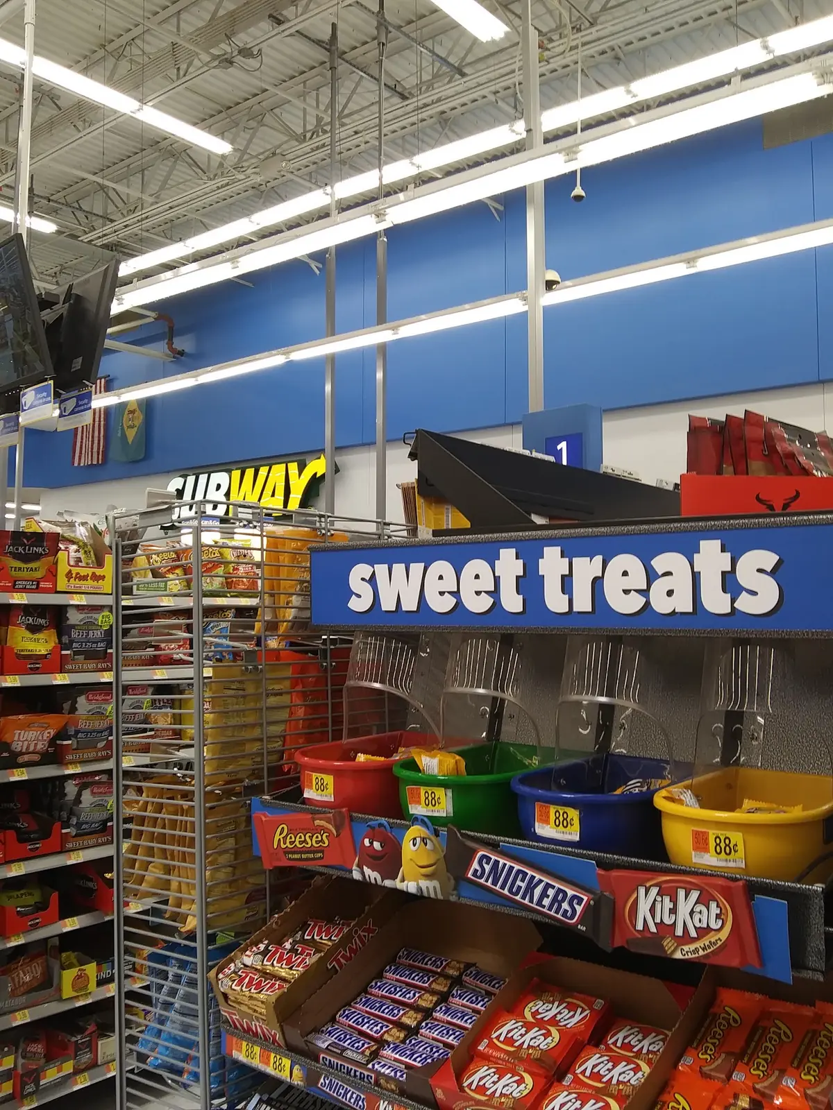 Sussex Plaza Shopping Center photo (photo 3 of 3)