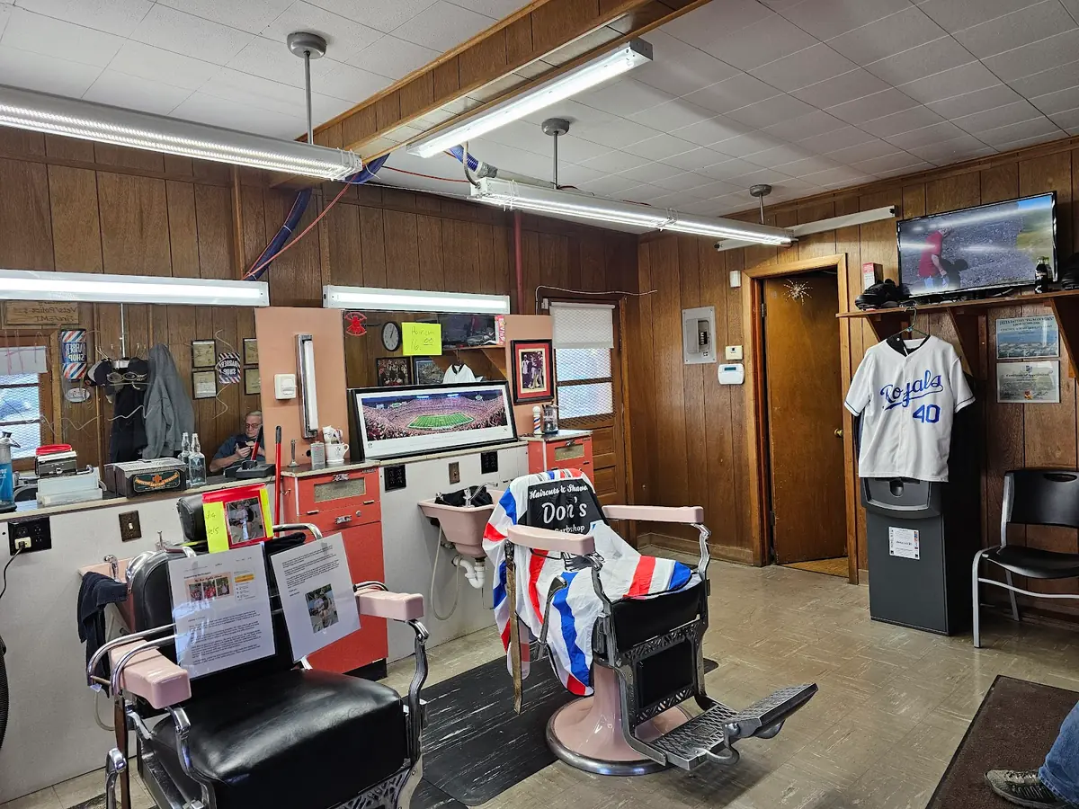 Don's Barber Shop photo (photo 2 of 3)