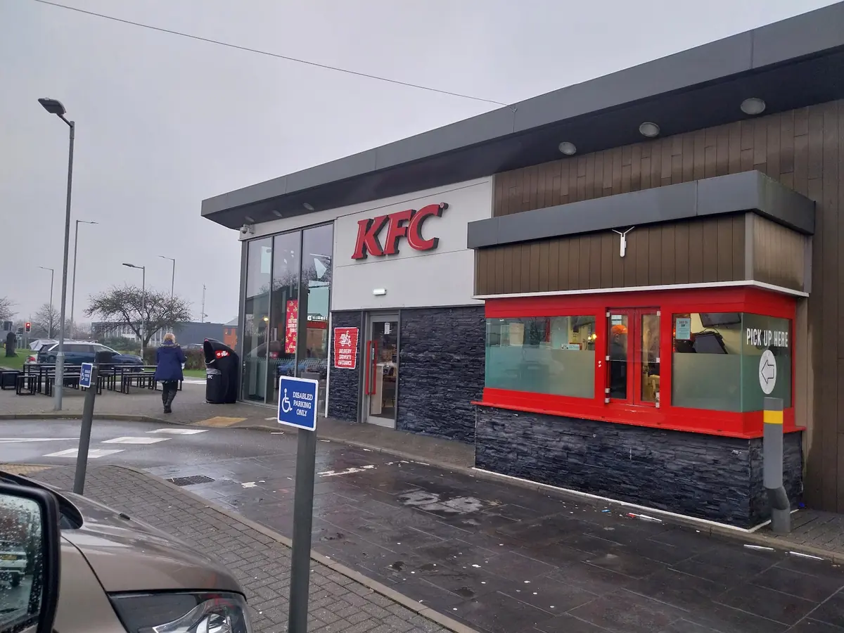 KFC Leeds - Coal Road photo (photo 1 of 3)