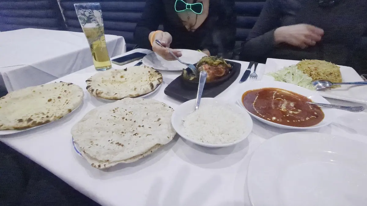 Shah Tandoori photo (photo 2 of 3)