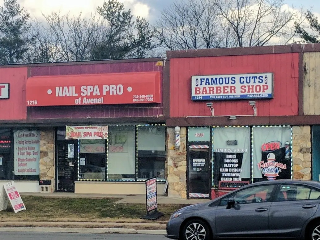 Famous Cuts Barbershop photo (photo 1 of 3)