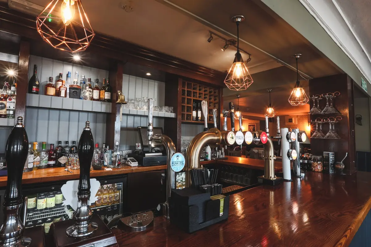 The Prince George — Bars in Watford