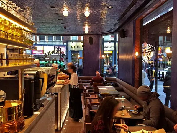 Peony Bar @ Opium photo (photo 3 of 3)