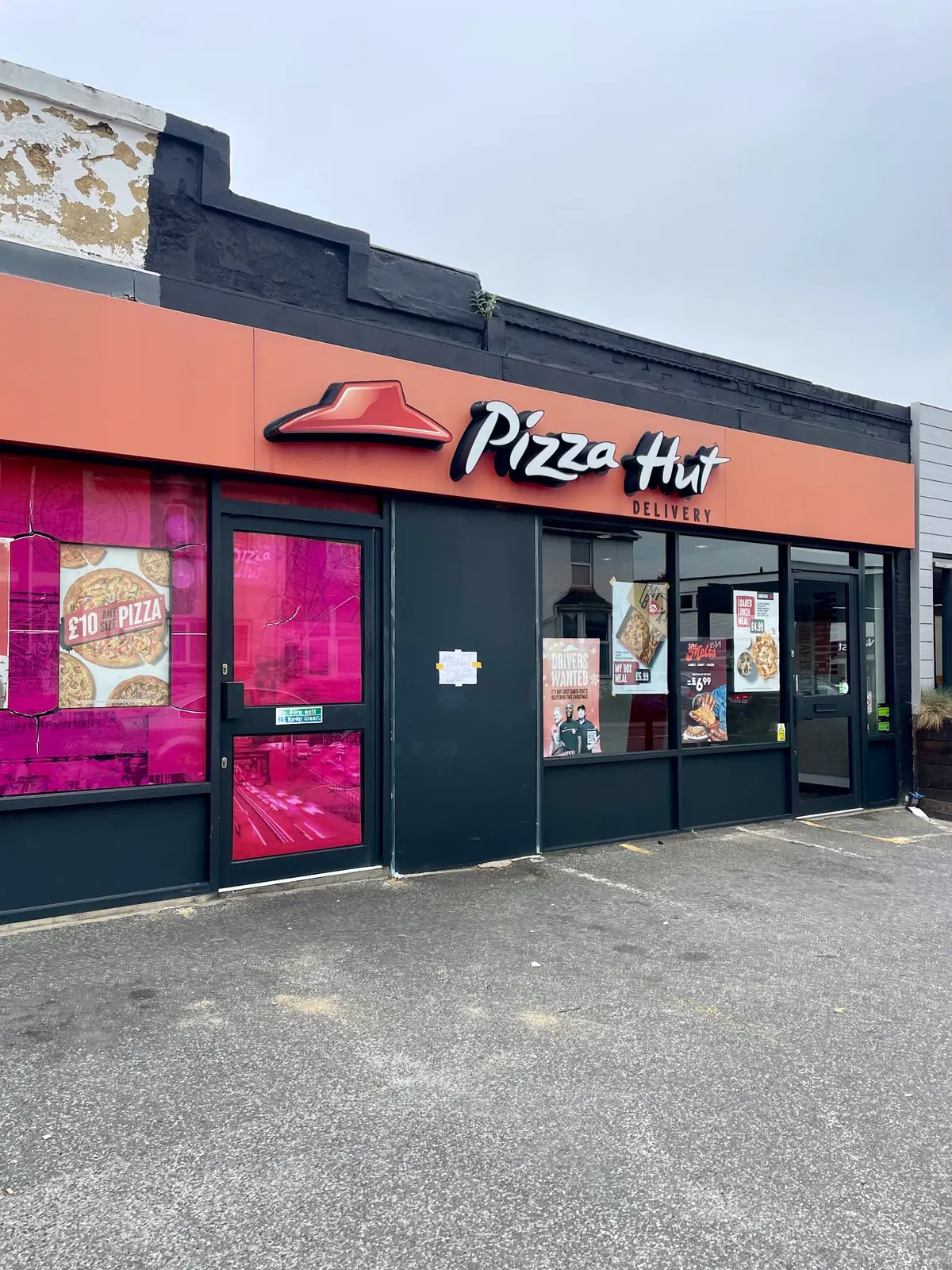 Pizza Hut Rainham — Pizza restaurants in Gillingham
