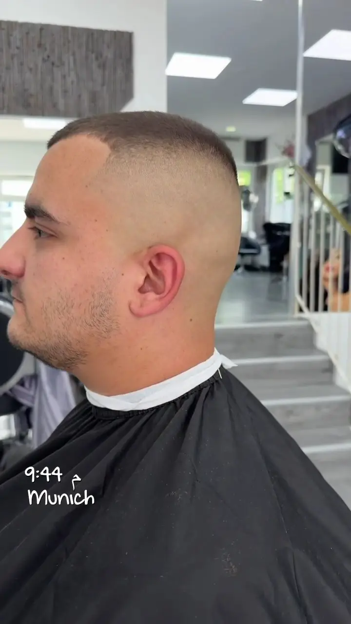 Friseur Unterhaching | Leo Hairstyling photo (photo 2 of 3)