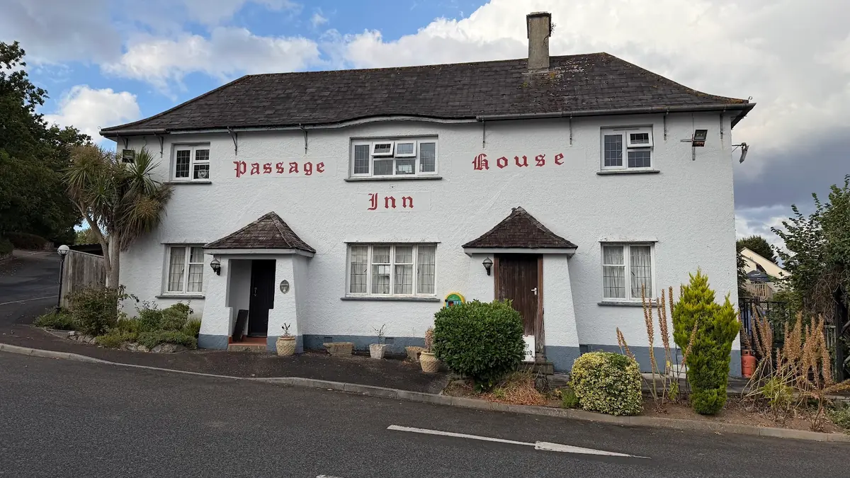 Passage House Inn photo (photo 3 of 3)