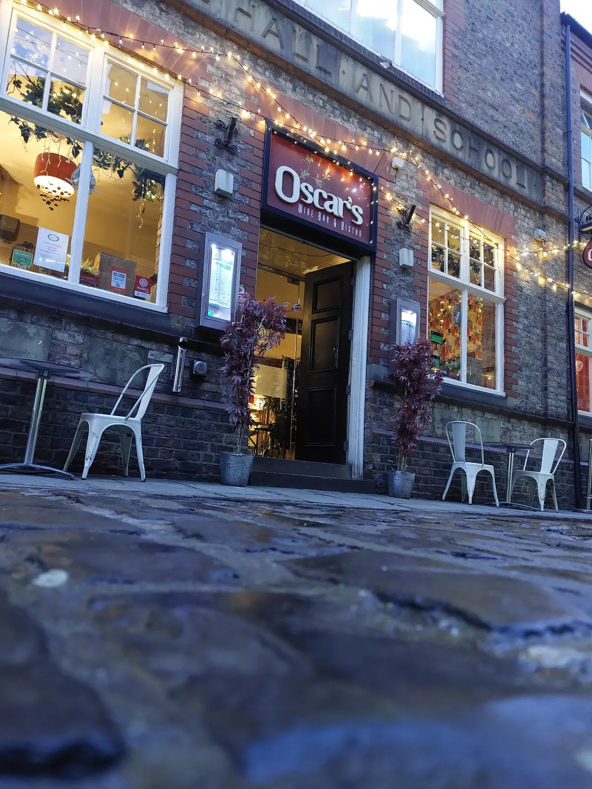 Oscar's Wine Bar & Bistro