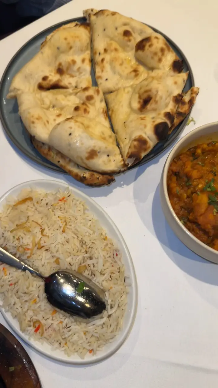 Bombay Palace photo (photo 1 of 3)