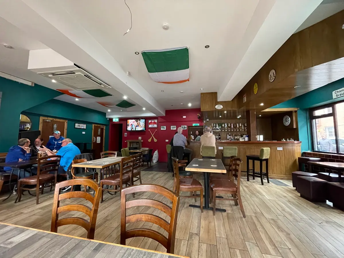 The 7Twenty Bar Restaurant Off Licence