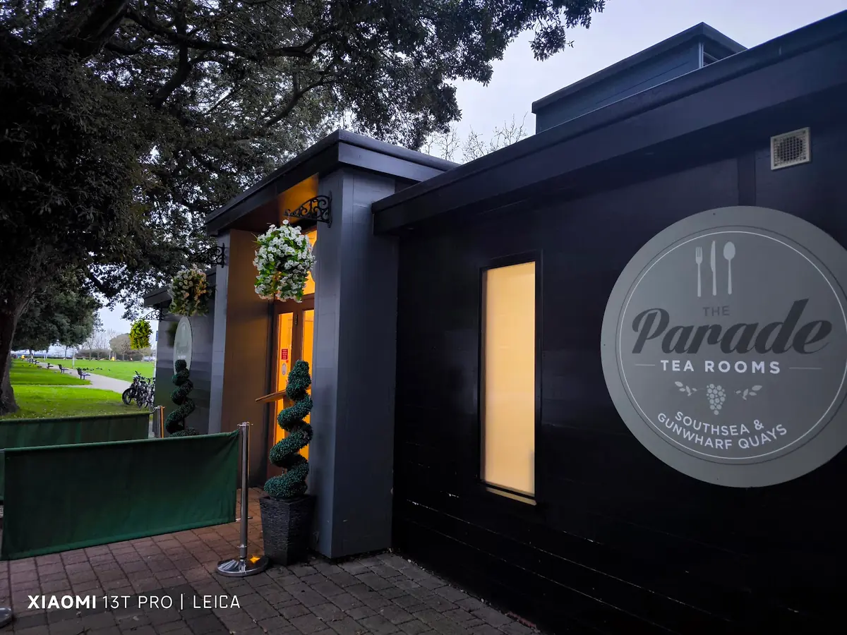 The Parade Tea Rooms — Tea houses in Southsea