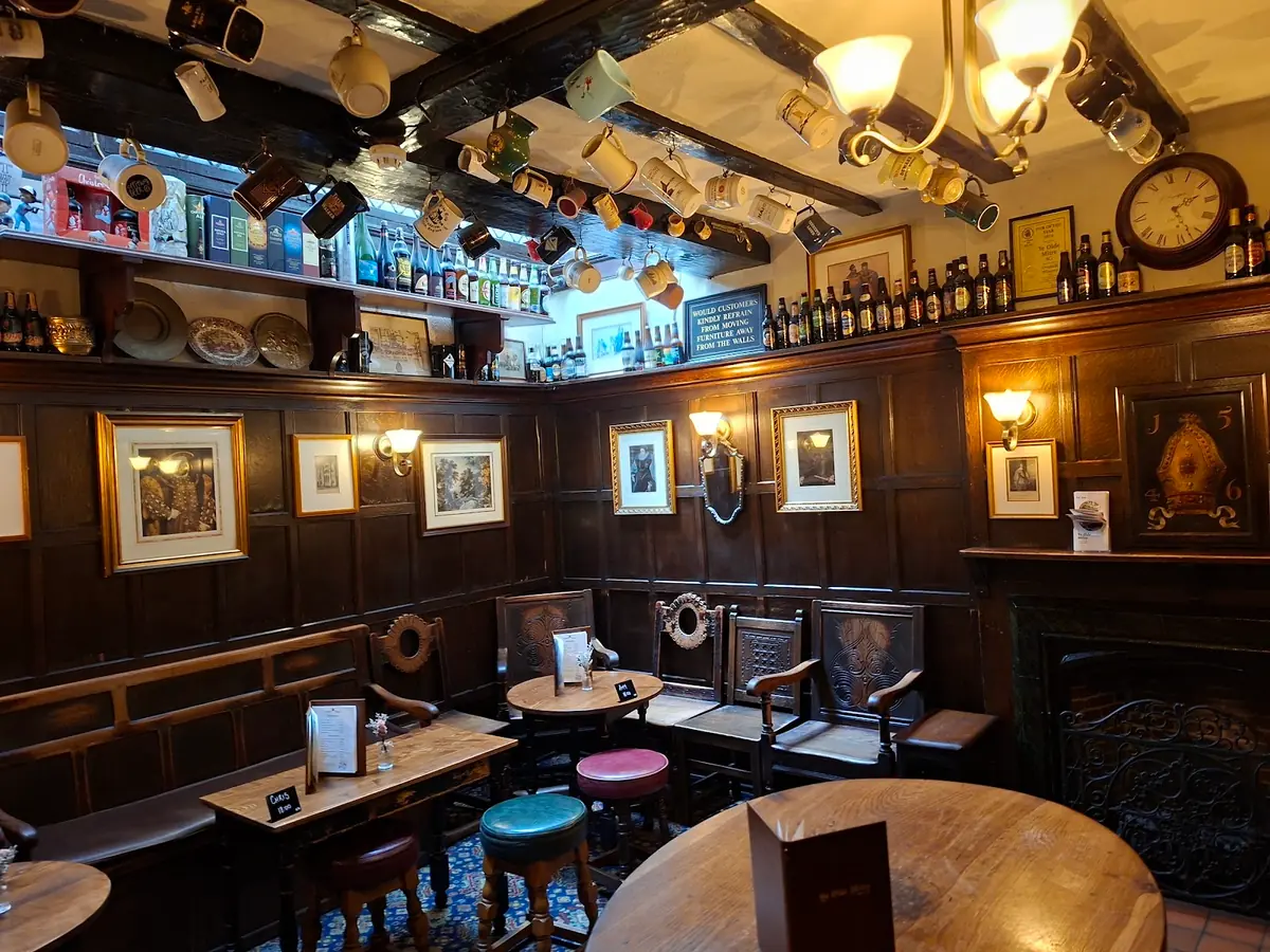 Ye Olde Mitre, Holborn photo (photo 2 of 3)