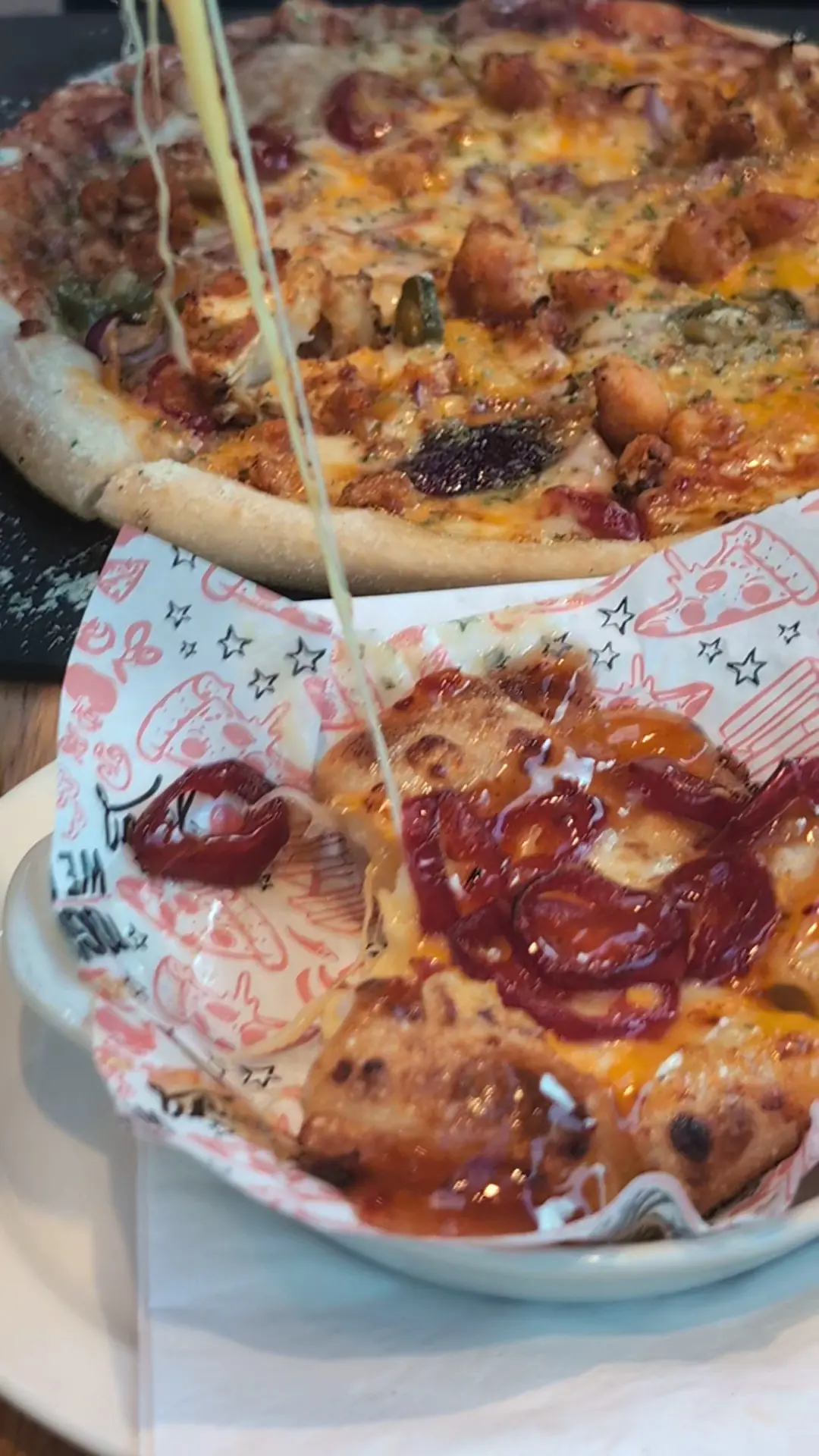 Pizza Hut photo (photo 2 of 3)