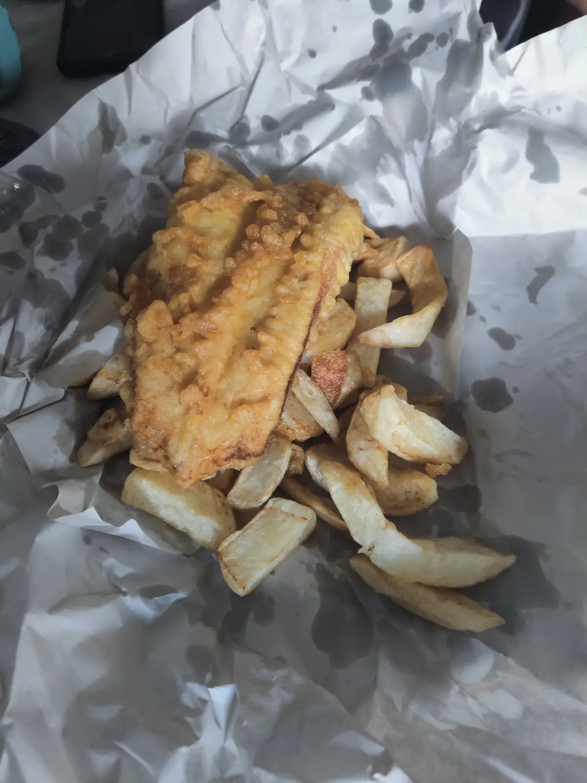 Golden Fish Bar photo (photo 2 of 3)