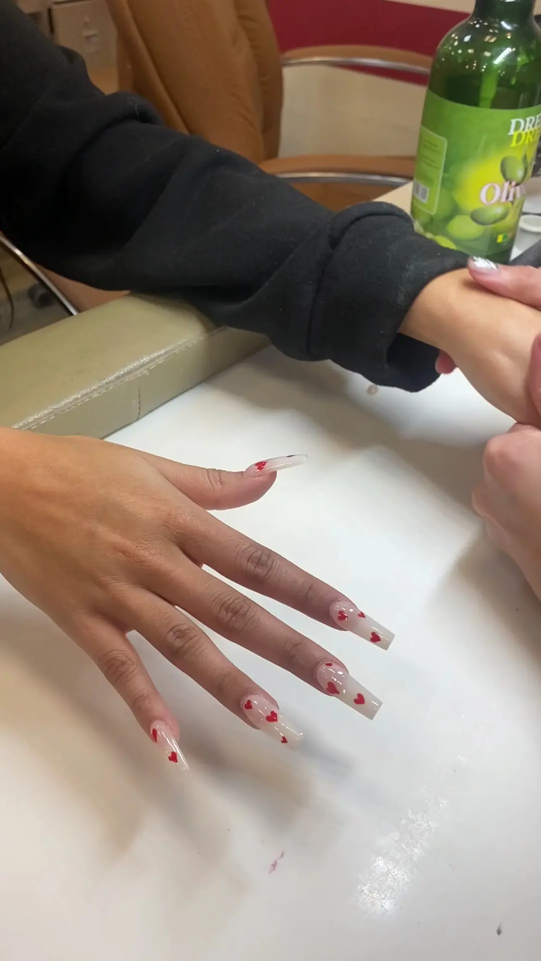 Le Chic Nail Salon photo (photo 3 of 3)