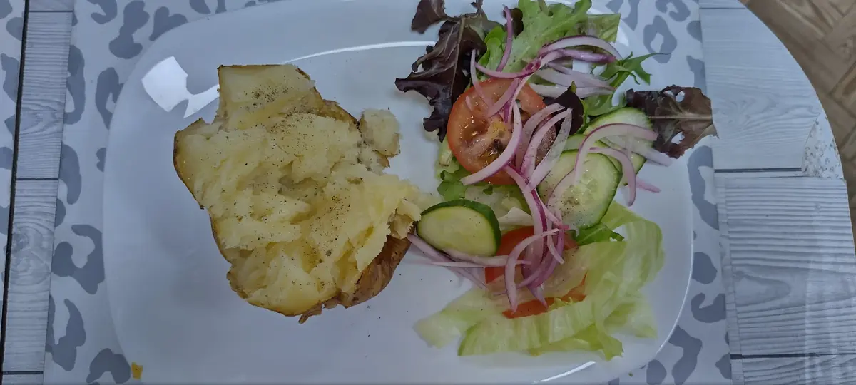 Monty's Cafe photo (photo 5 of 11)