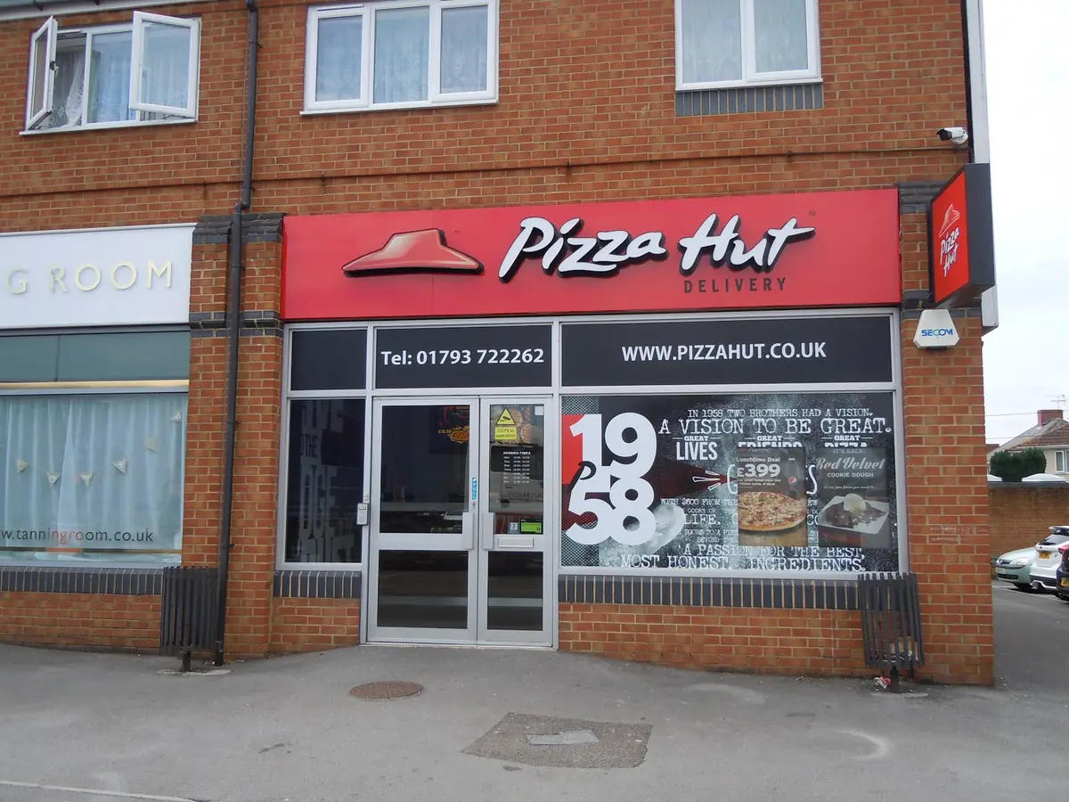 Pizza Hut Swindon Cricklade