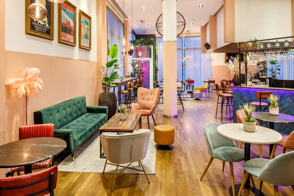 MEAN TIME bar & kitchen