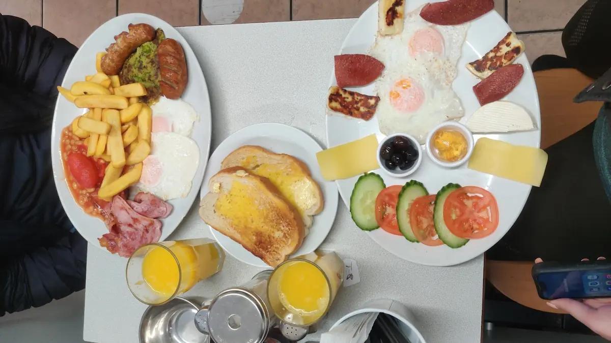 The Kennington Cafe photo (photo 2 of 3)