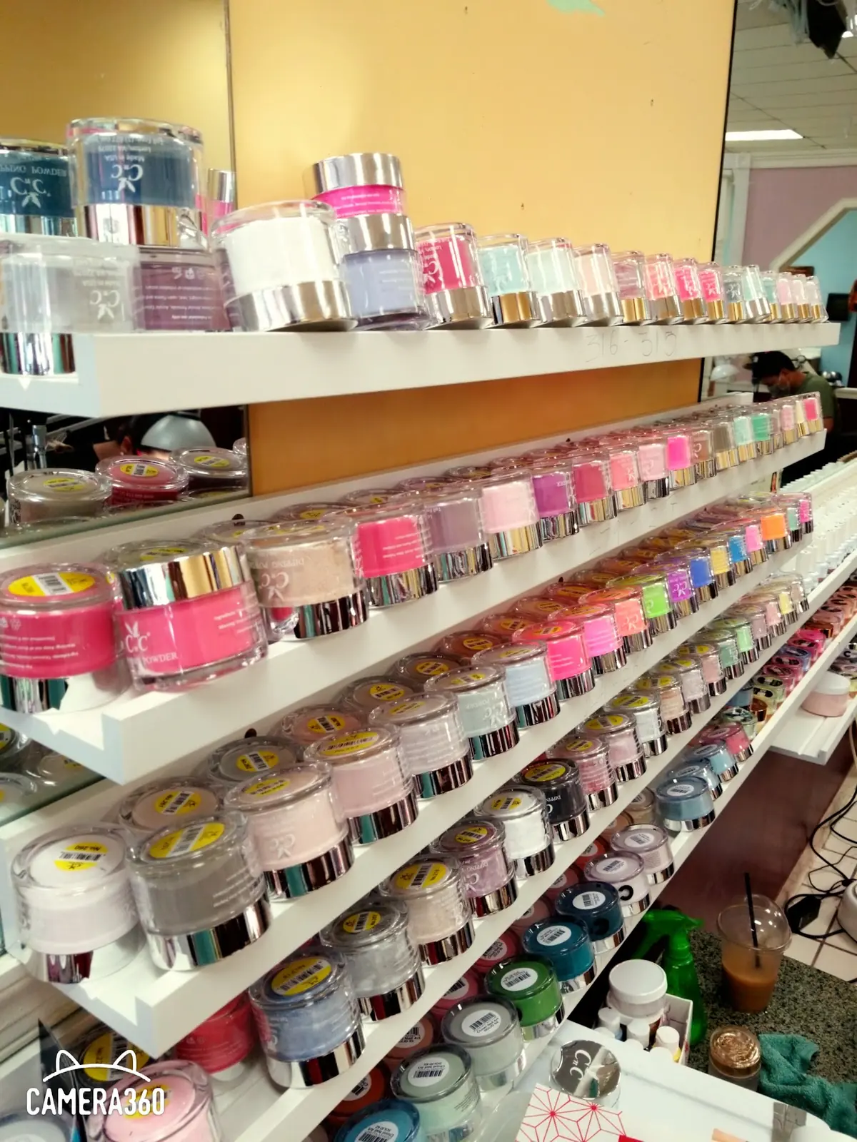 Paris Hair and Nails photo (photo 3 of 3)