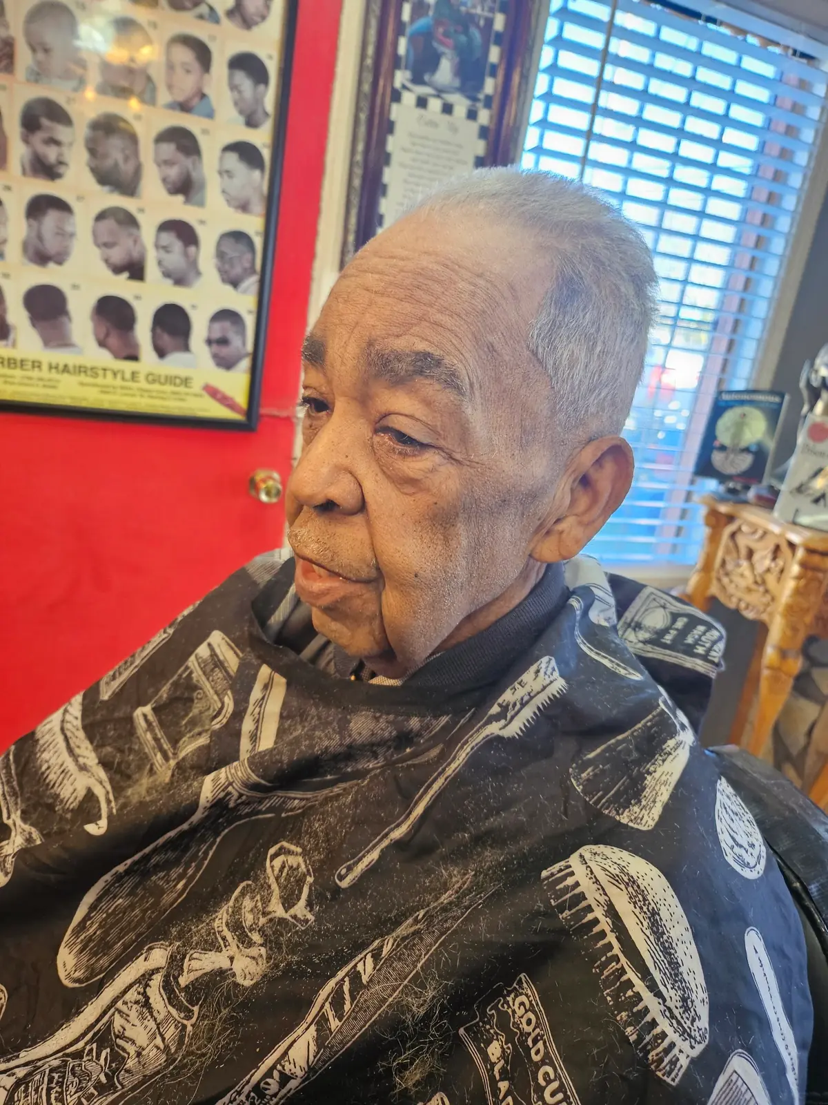 Barber Zone photo (photo 2 of 3)