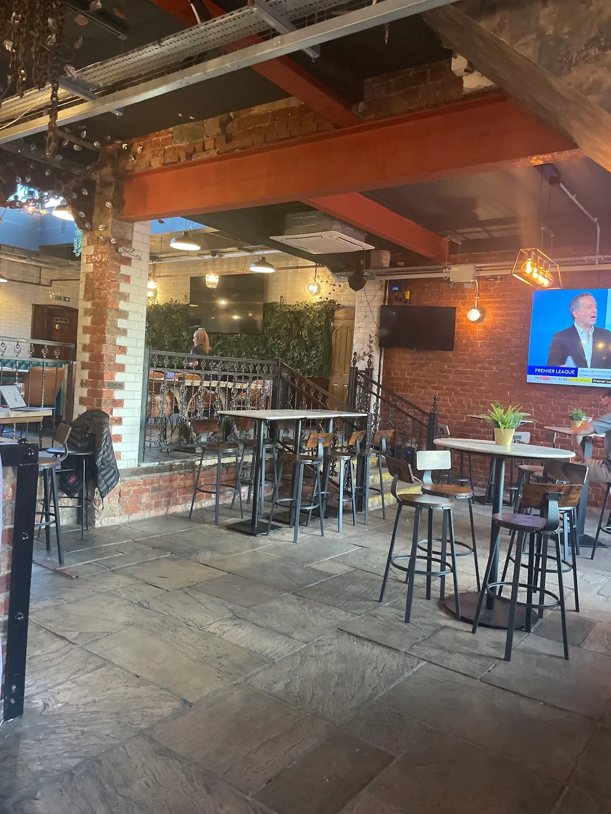 Cece's Restaurant & Bar photo (photo 1 of 3)