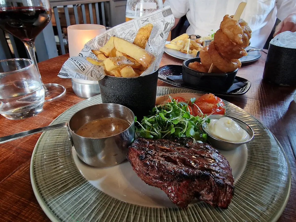 Cheshire Grill Country Pub & Steakhouse photo (photo 2 of 3)