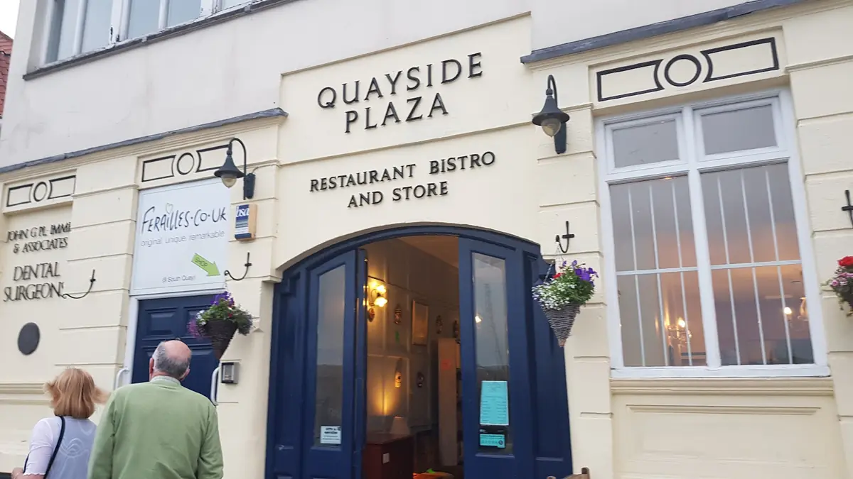 Quayside Plaza photo (photo 1 of 3)