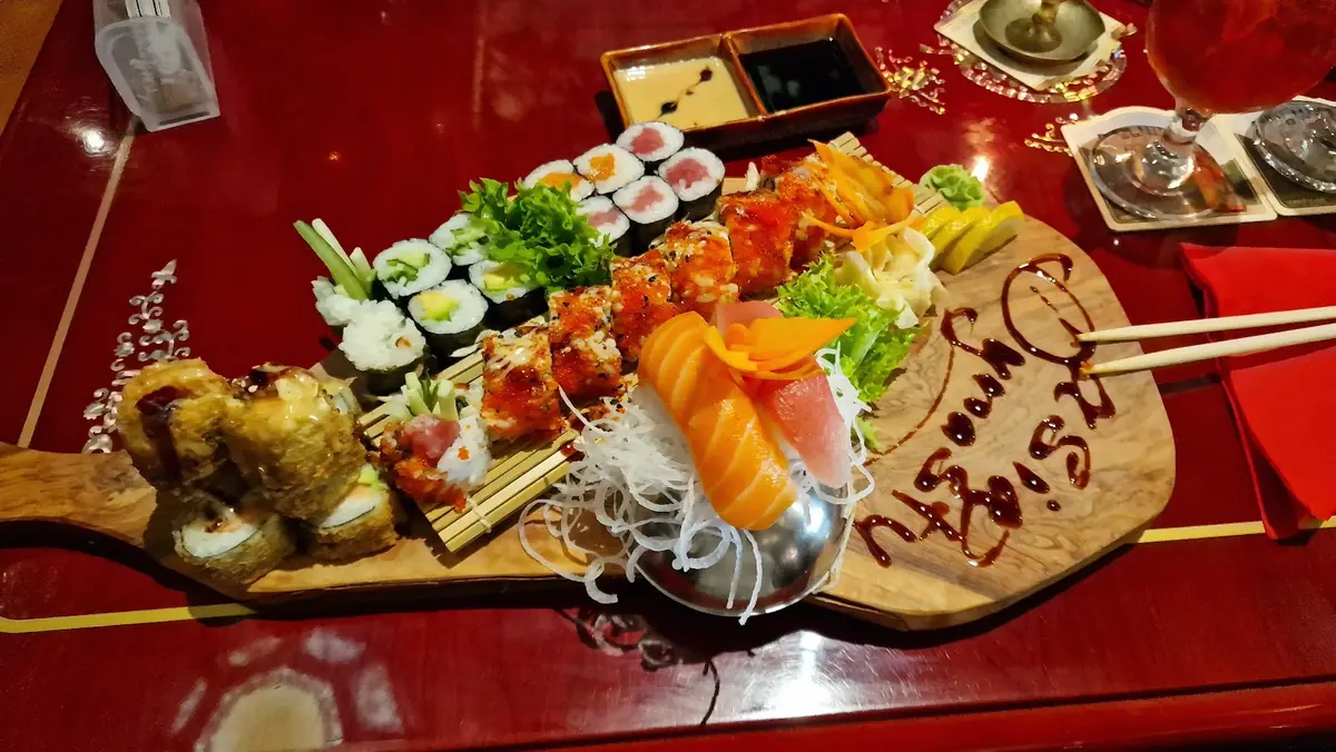 Asia-Restaurant Dynasty photo (photo 3 of 3)