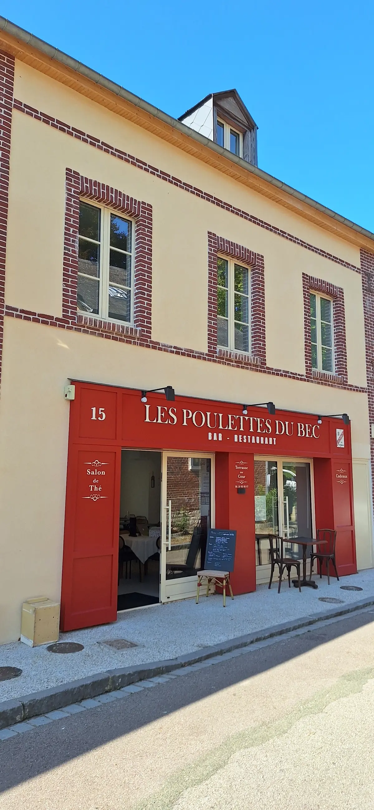 Damon's Restaurant