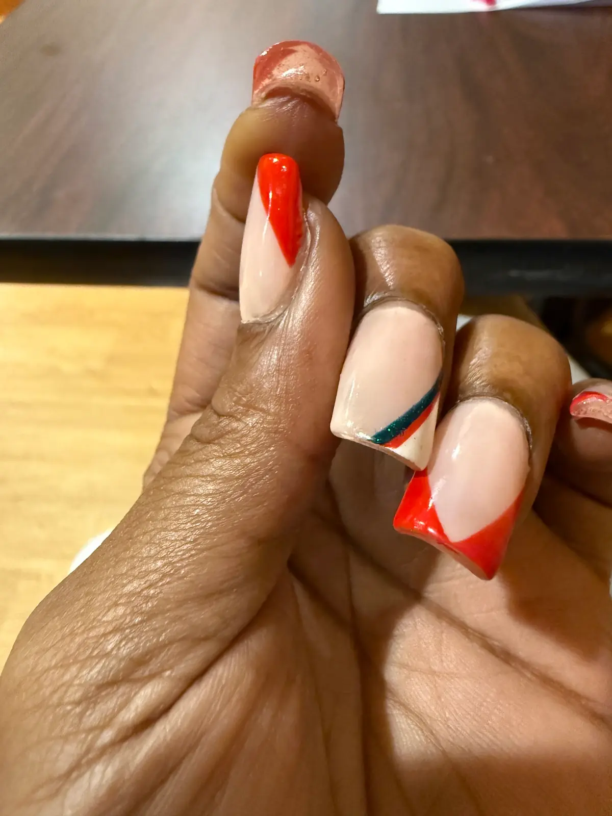 Le's Beauty & Nail — Nail Salons in Cambridge
