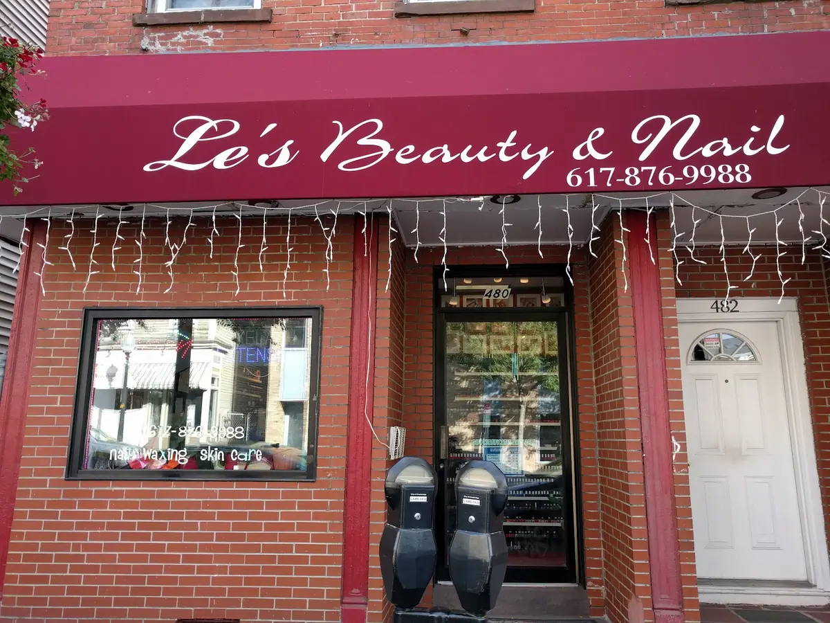 Le's Beauty & Nail photo (photo 3 of 3)
