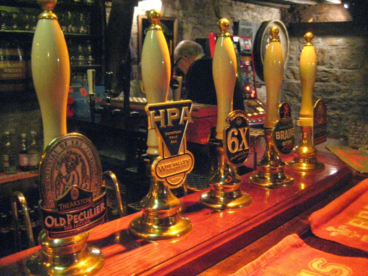Blue Anchor Inn — Bars in Barry