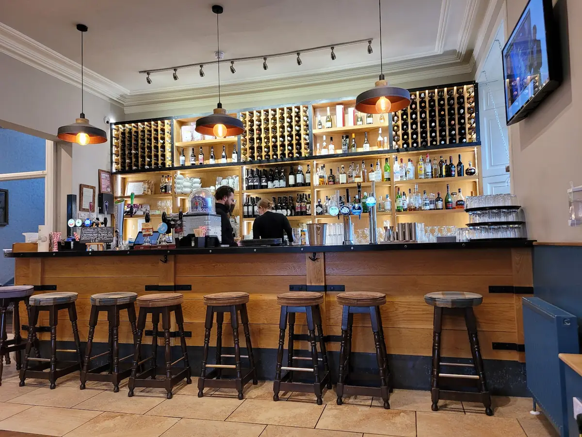 Allan Park - pub, restaurant & coffee house (w/ rooms)