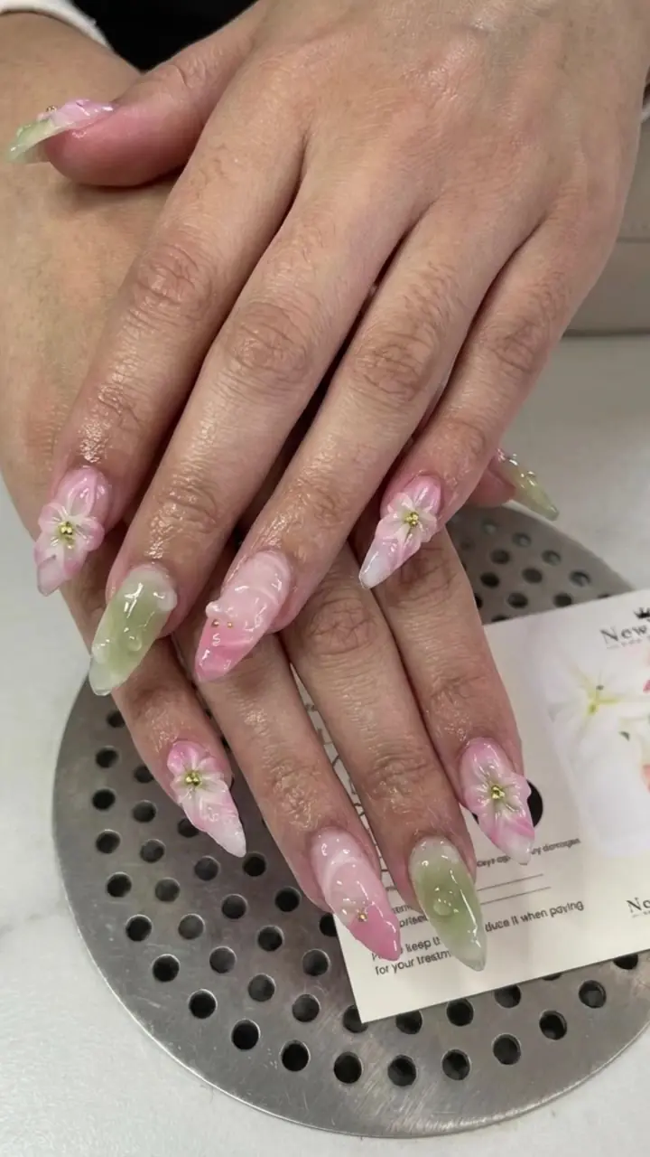 New York Nail Fashions photo (photo 1 of 3)
